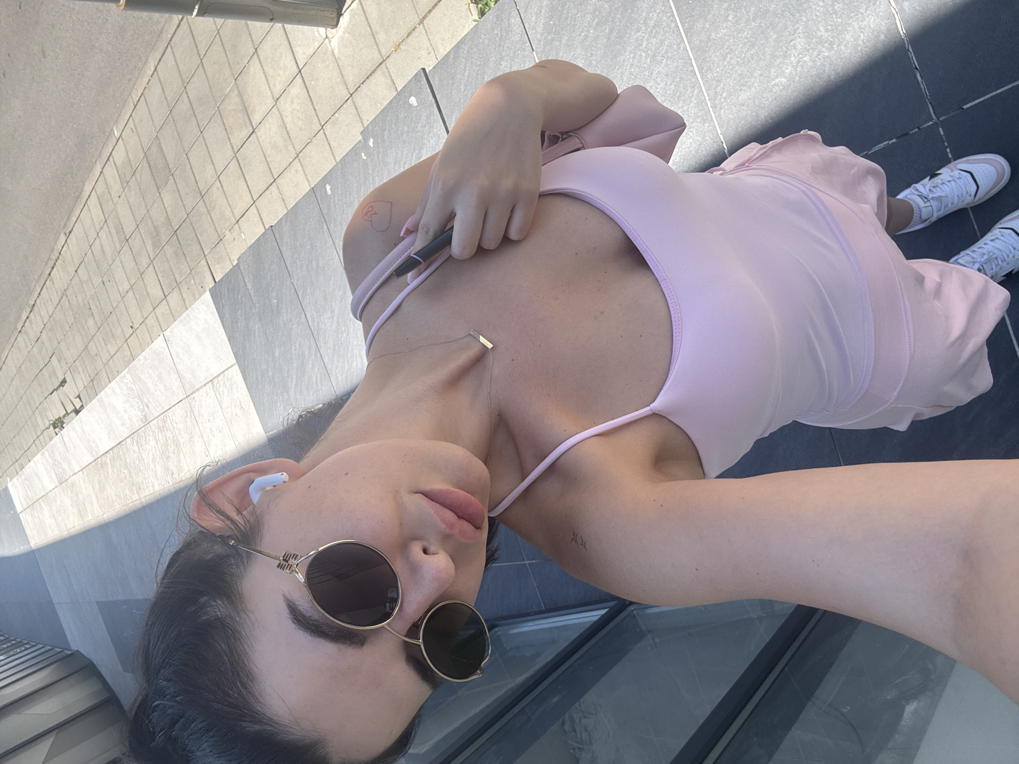 Coordinated pink summer outfit, selfie moment in Plovdiv