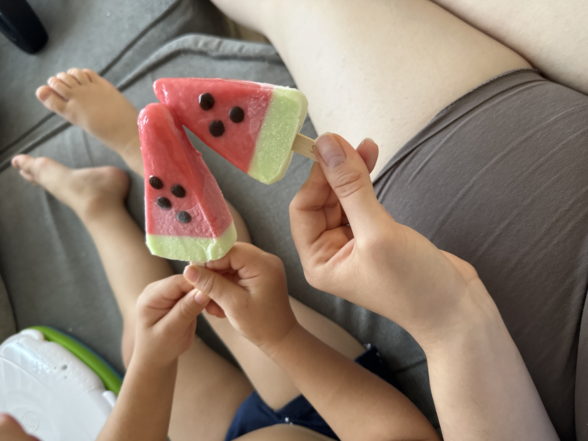 Popsicles, play, and bathtime on a Leeds summer afternoon
