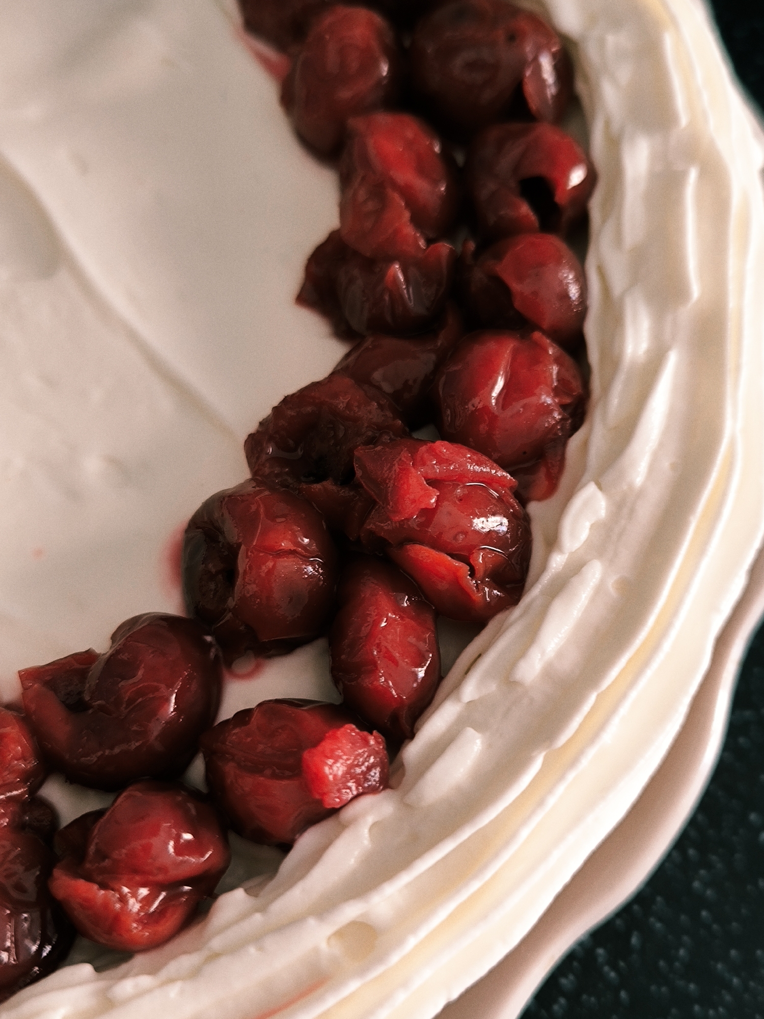 Home baker creates cherry dessert in Vinnytsia kitchen