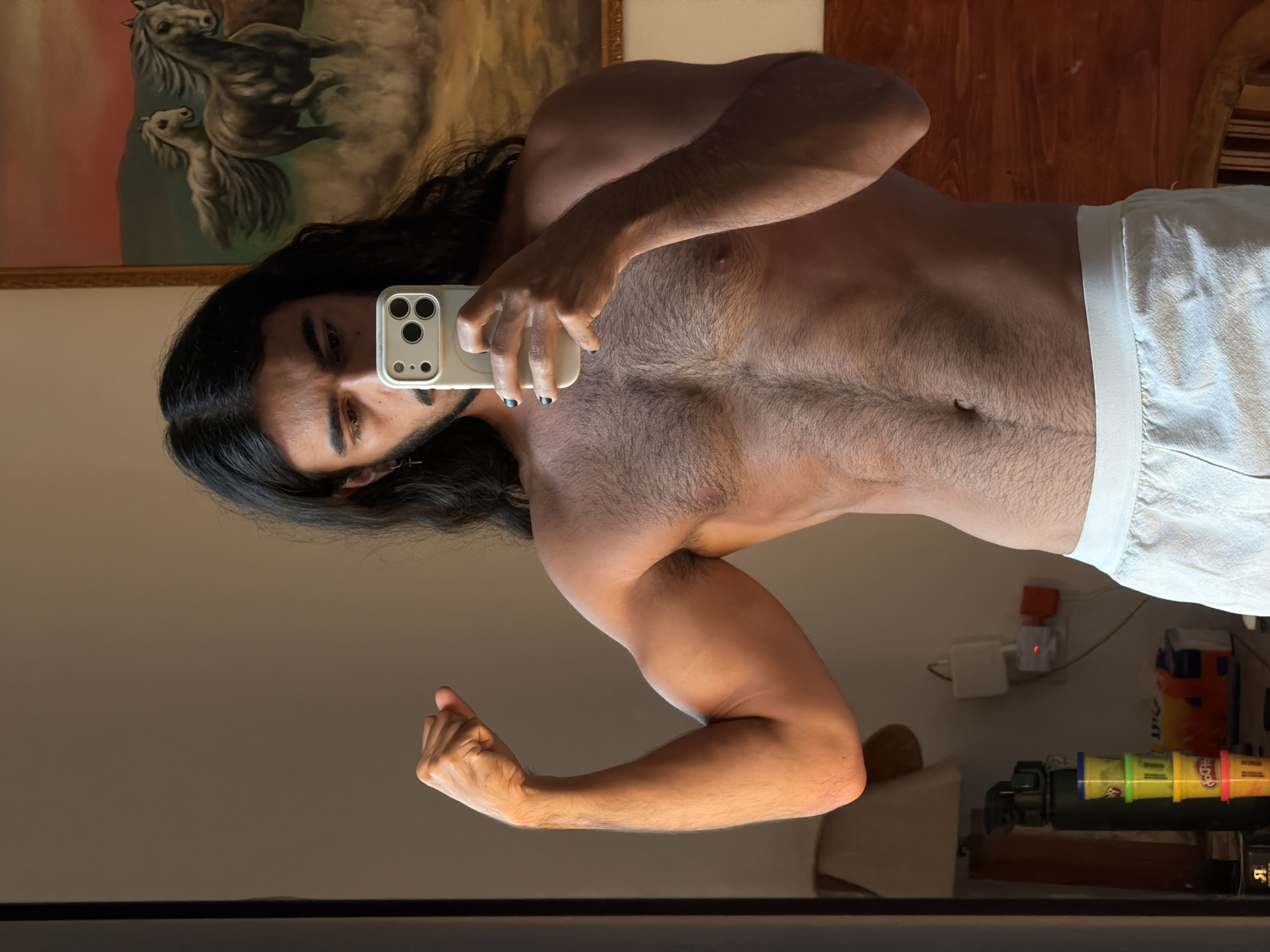 Man takes series of mirror selfies in North Kuta
