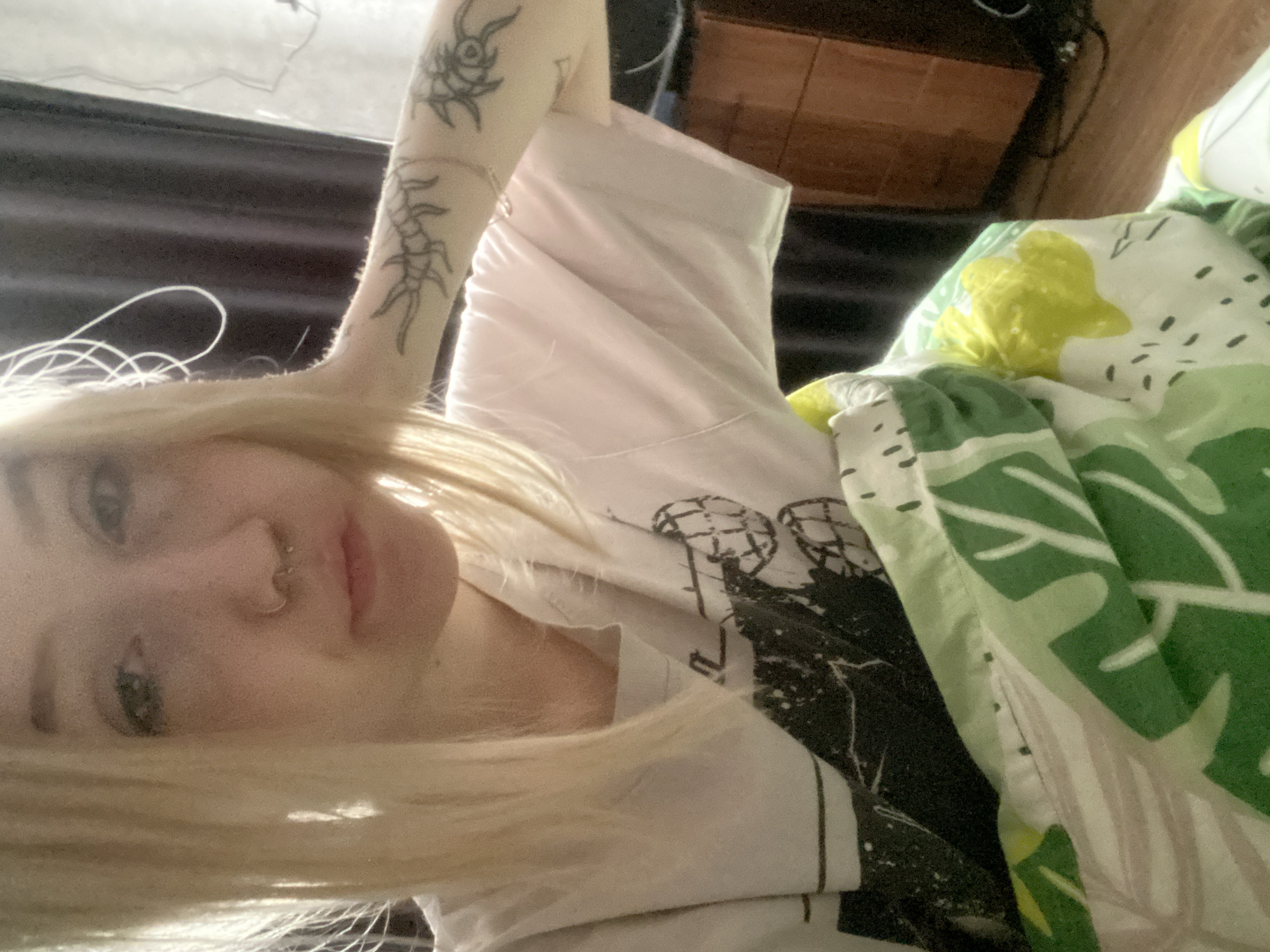 Woman documents quiet morning moments with cat in Izhevsk