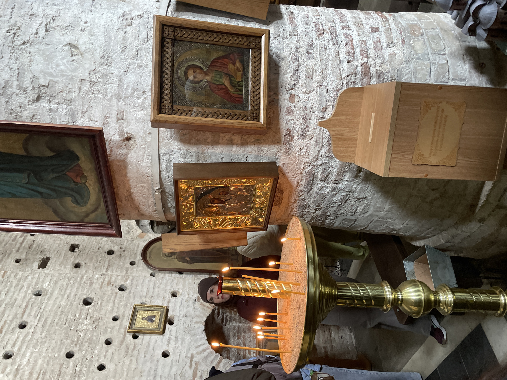 Tourist documents historic Hrodna sites during 18-minute April walkabout