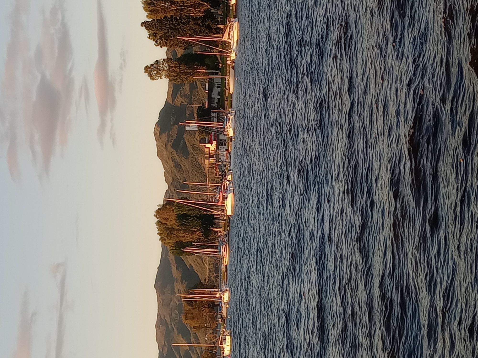 Golden hour lakeside scenes documented in Villa Carlos Paz