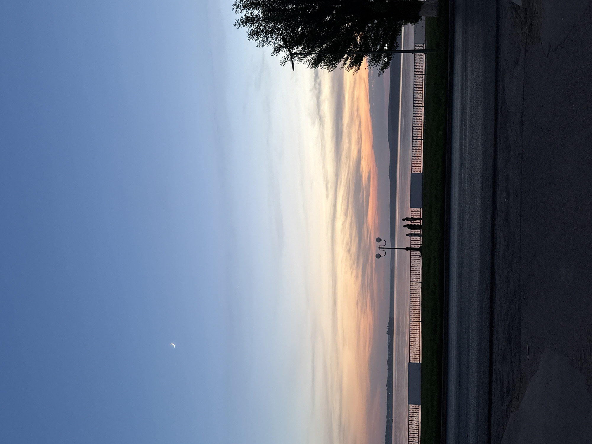 Sunset documented over Votkinsk Pond by multiple witnesses