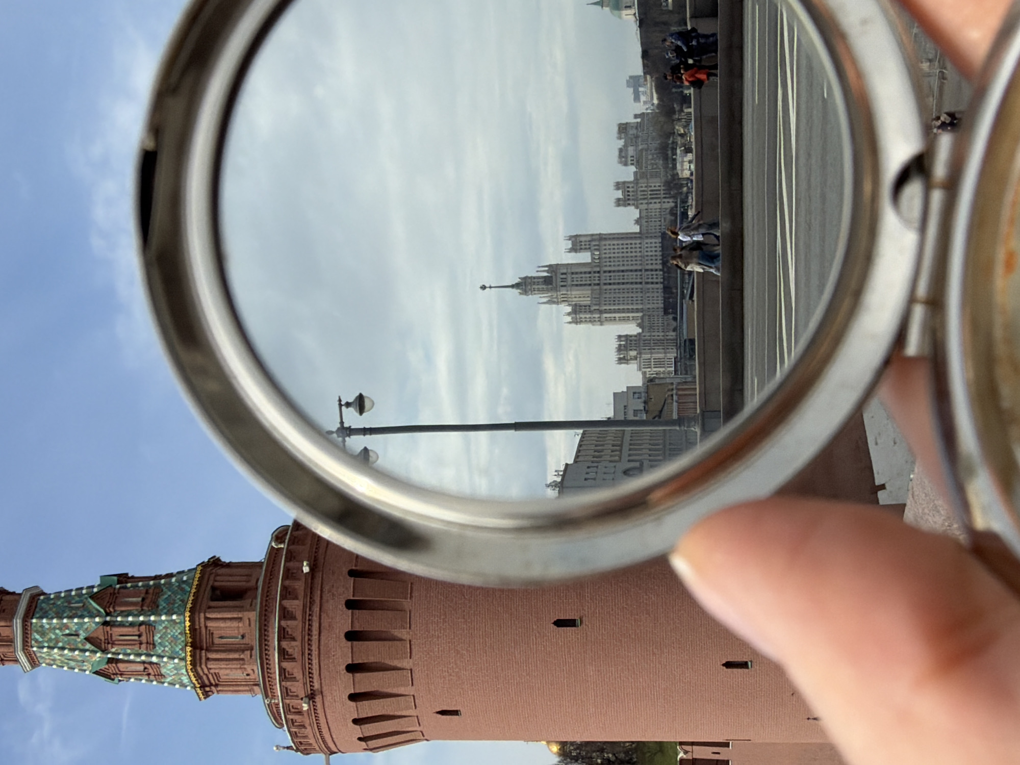 Morning scenes captured near Moscow's Red Square and Kremlin
