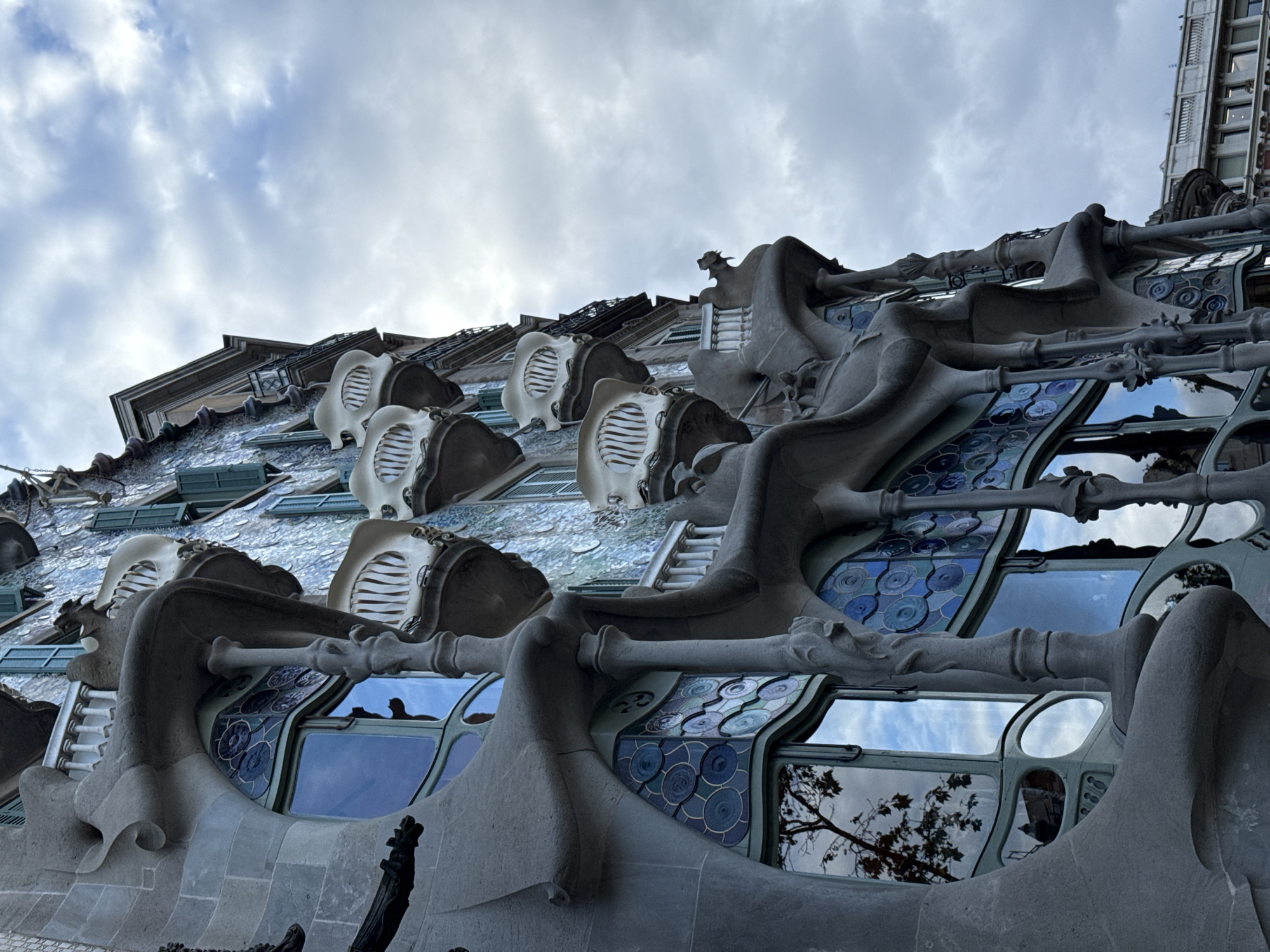 Tourists gather at Gaudí's Casa Batlló in Barcelona