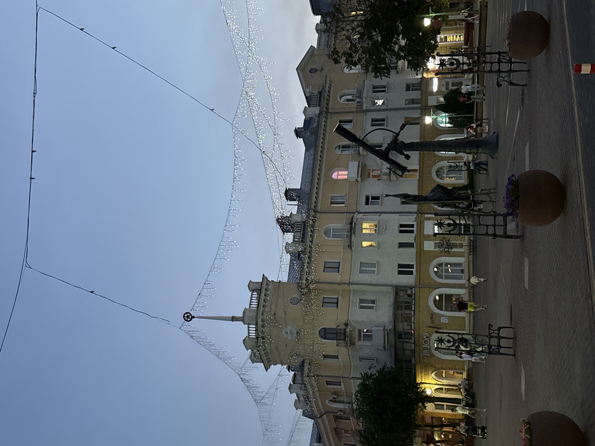 Summer evening in Mahilyow's city square, lights and popsicles