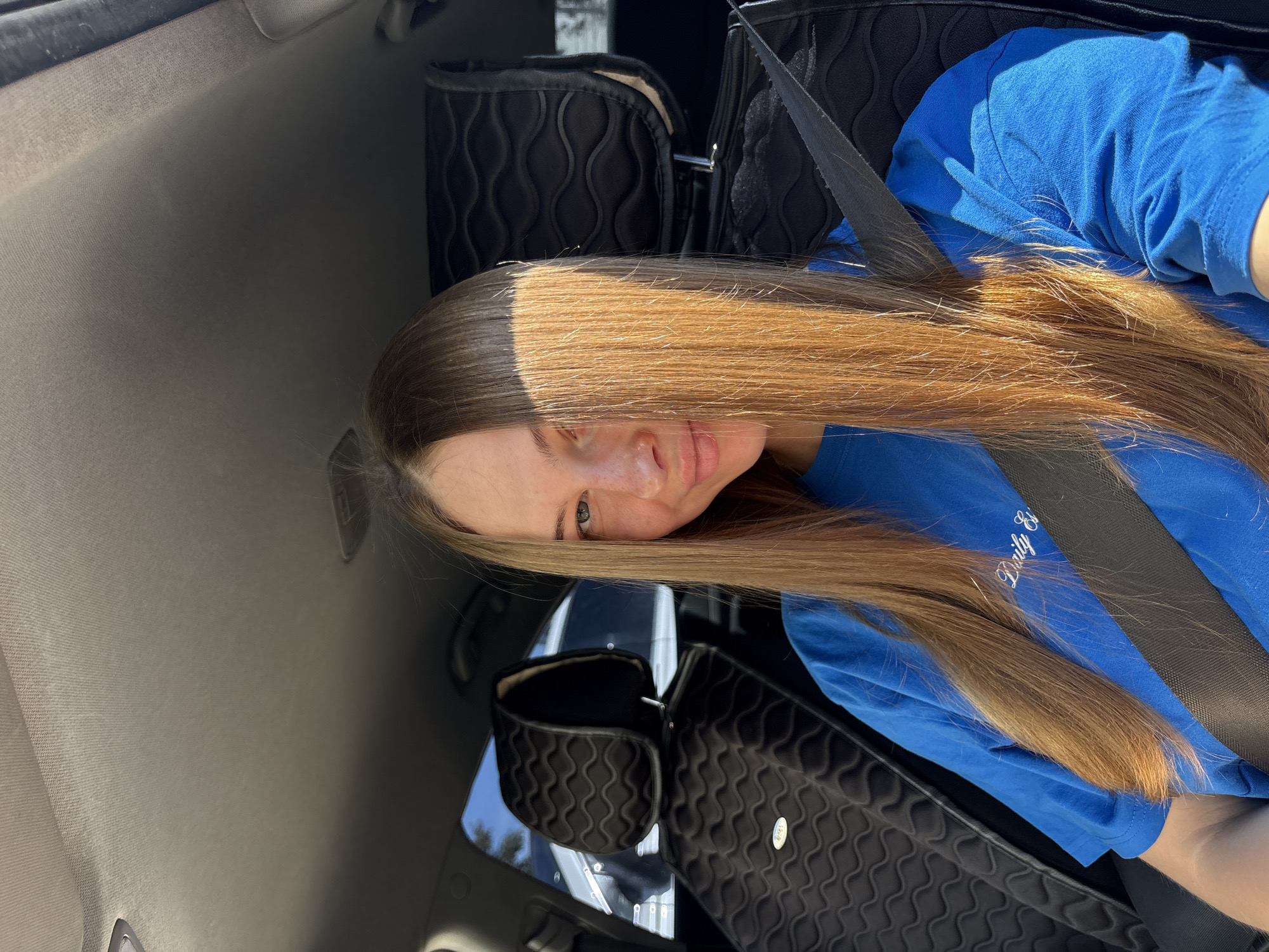 Car selfies and gym shots from a morning in Perm