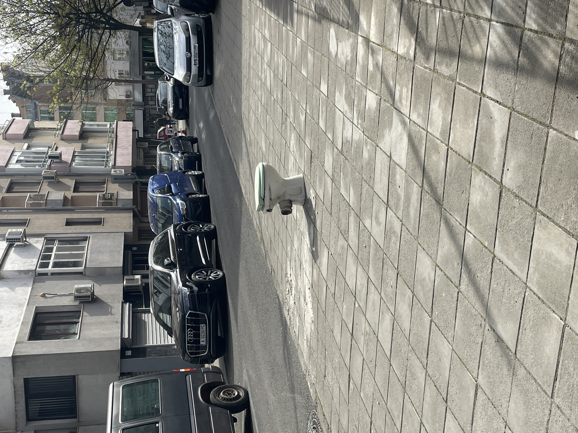 Afternoon walkabout captures everyday scenes across Burgas, Bulgaria
