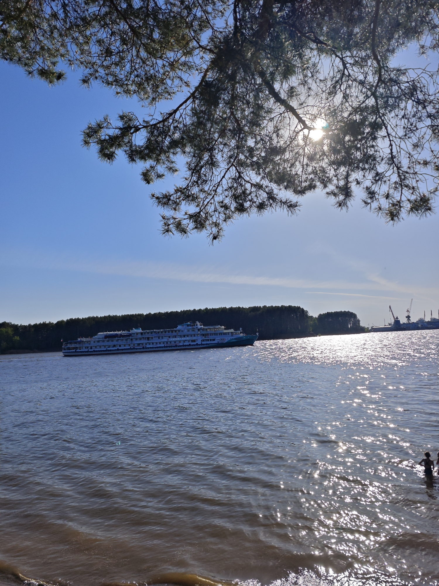 River cruise ships depart Chaikovsky amid spring day activities