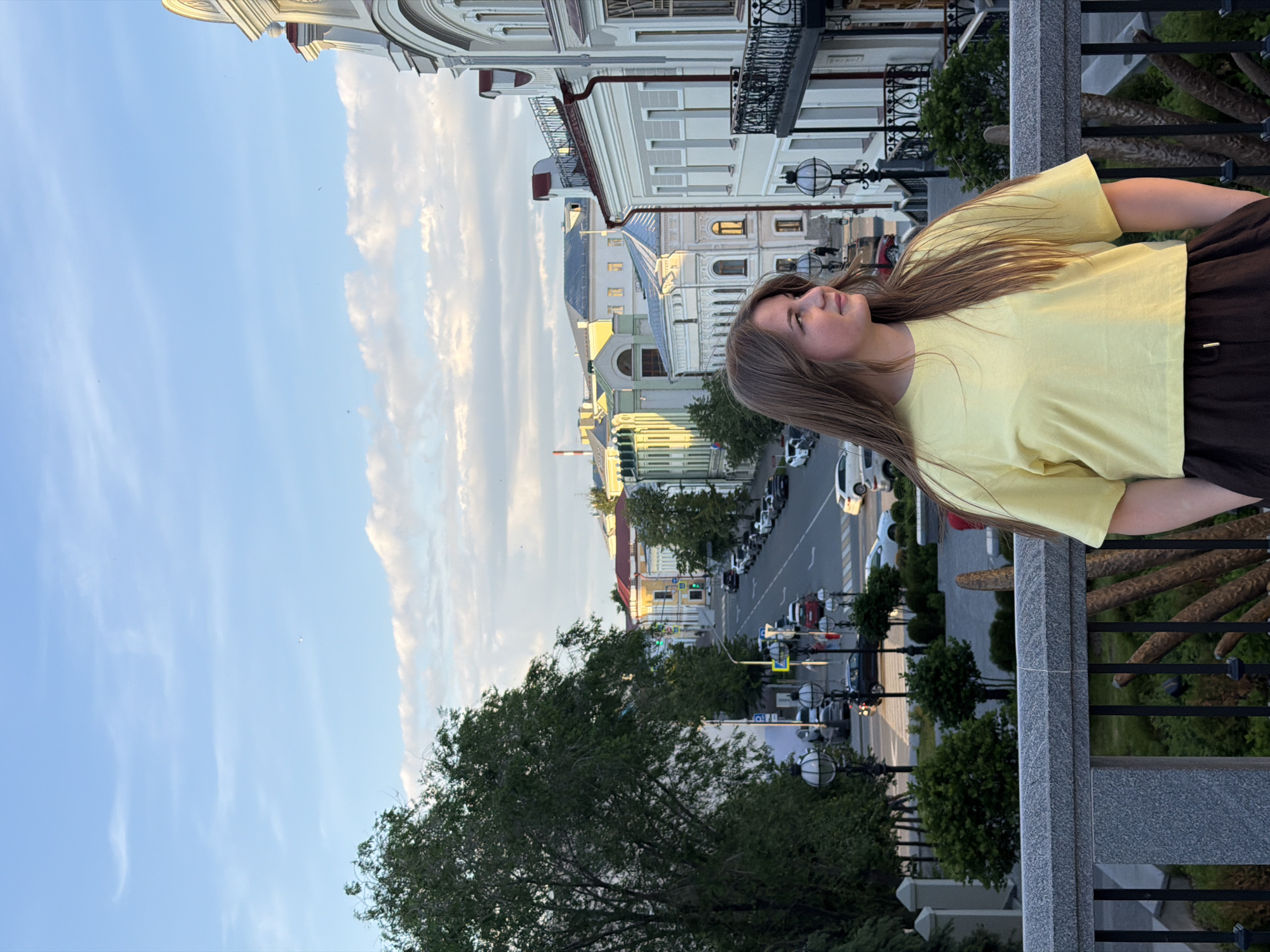 Afternoon street life documented across central Kazan, Russia