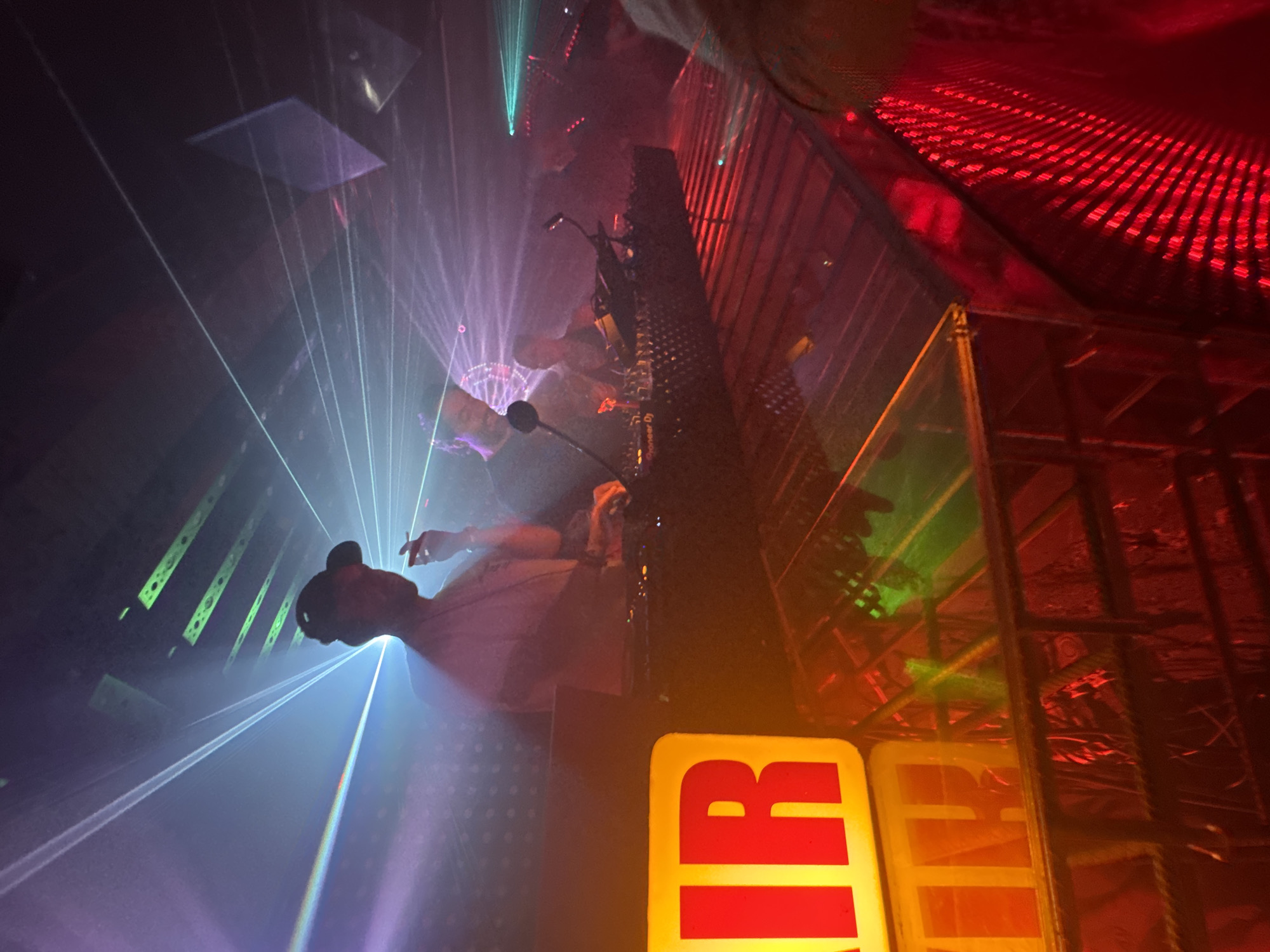 Mexico City nightclub scene captured by multiple witnesses
