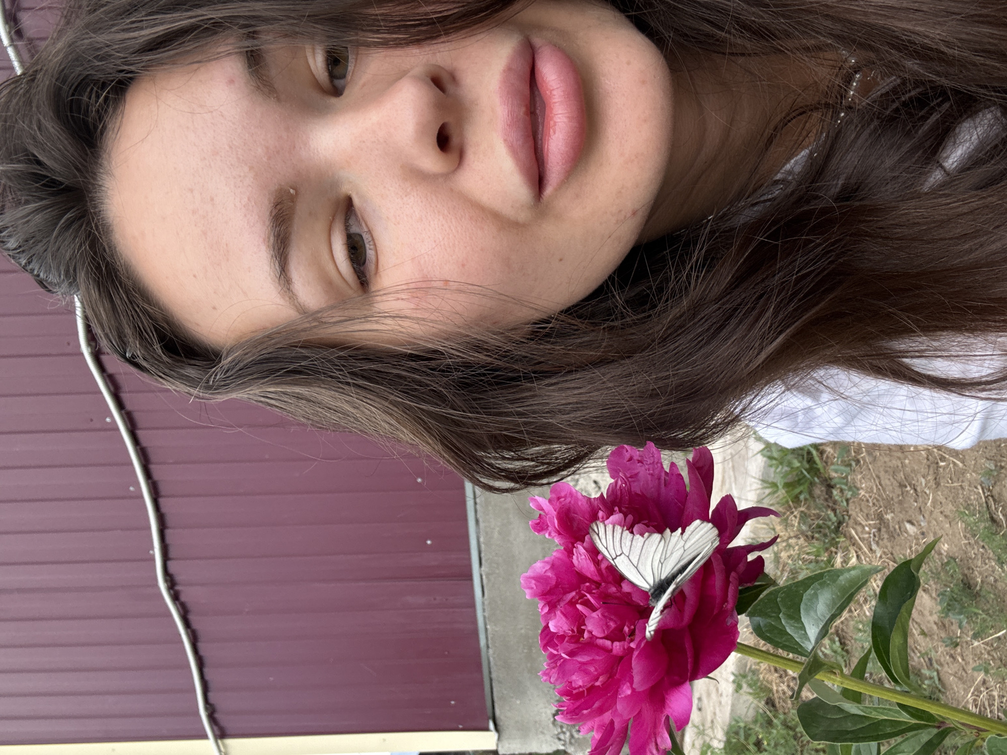Berry foraging and pie making in Bely Yar