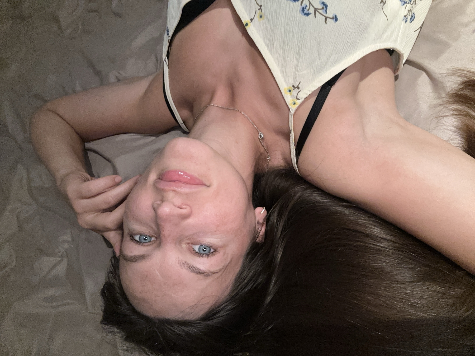 Woman takes series of selfies in Fredenbeck home