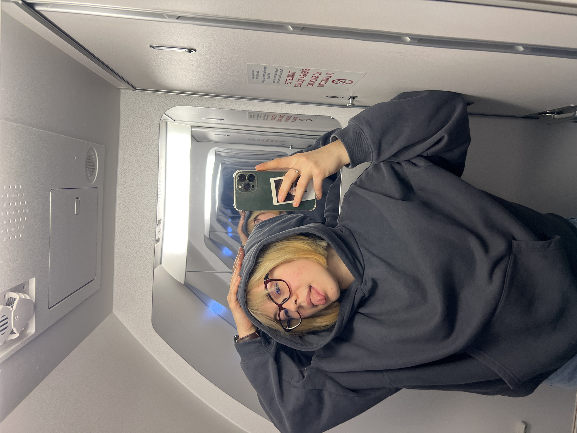 Passenger Documents Flight Experience Over Turkey in Seven Minutes
