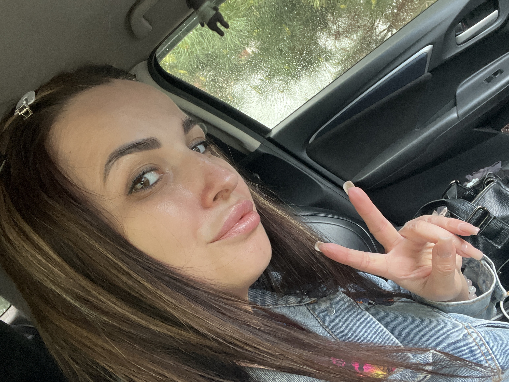 Woman's selfies and polar bear mascot encounters captured
