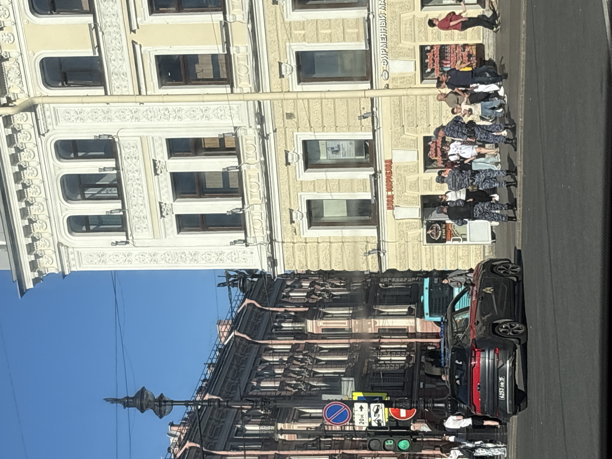 Afternoon street scenes documented across central Saint Petersburg