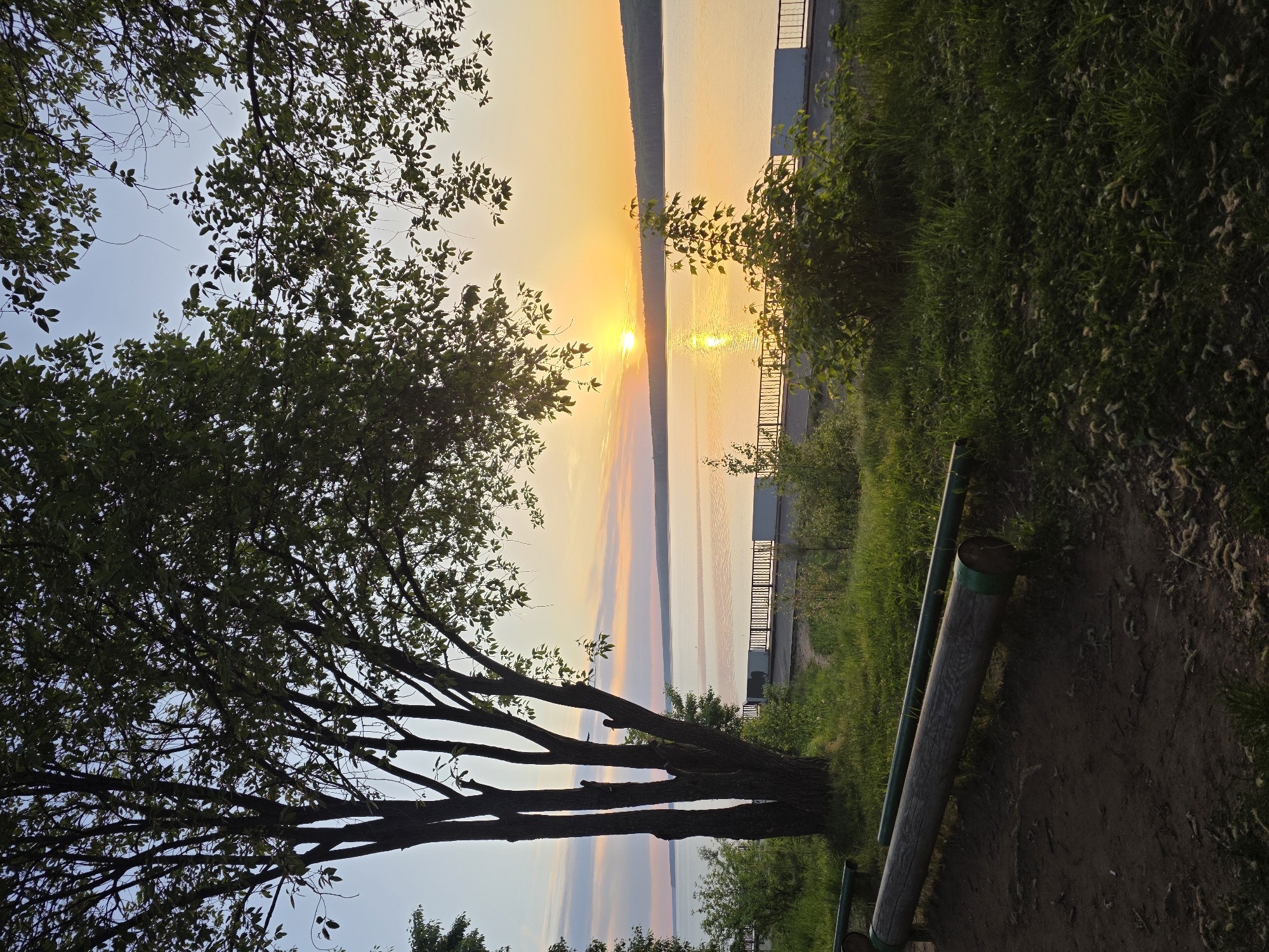 Evening recreation captured at Votkinsk Reservoir, Chaikovsky, Russia
