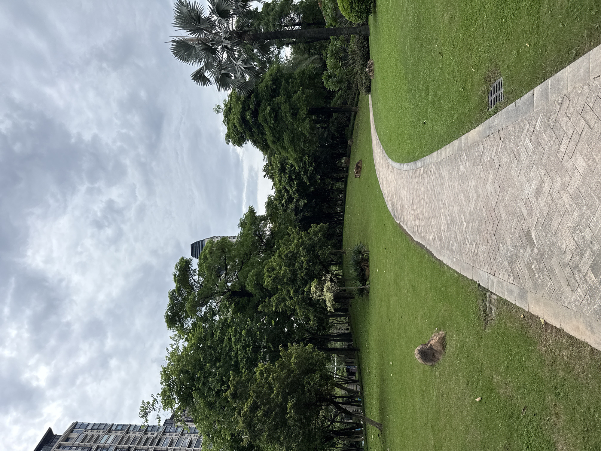 Cloudy morning along Haizhu's riverfront park and promenade