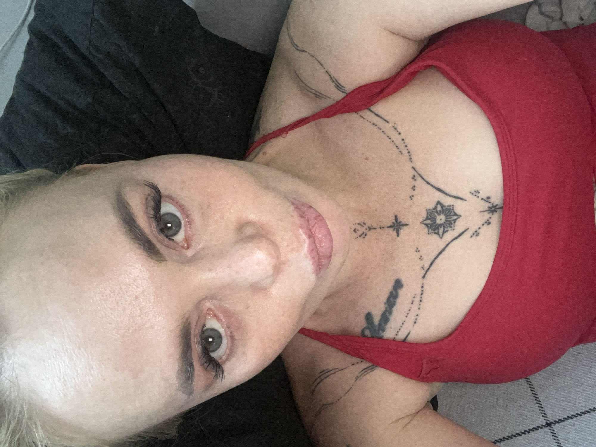 Afternoon park outing with selfies, a Pomeranian, and playground surroundings
