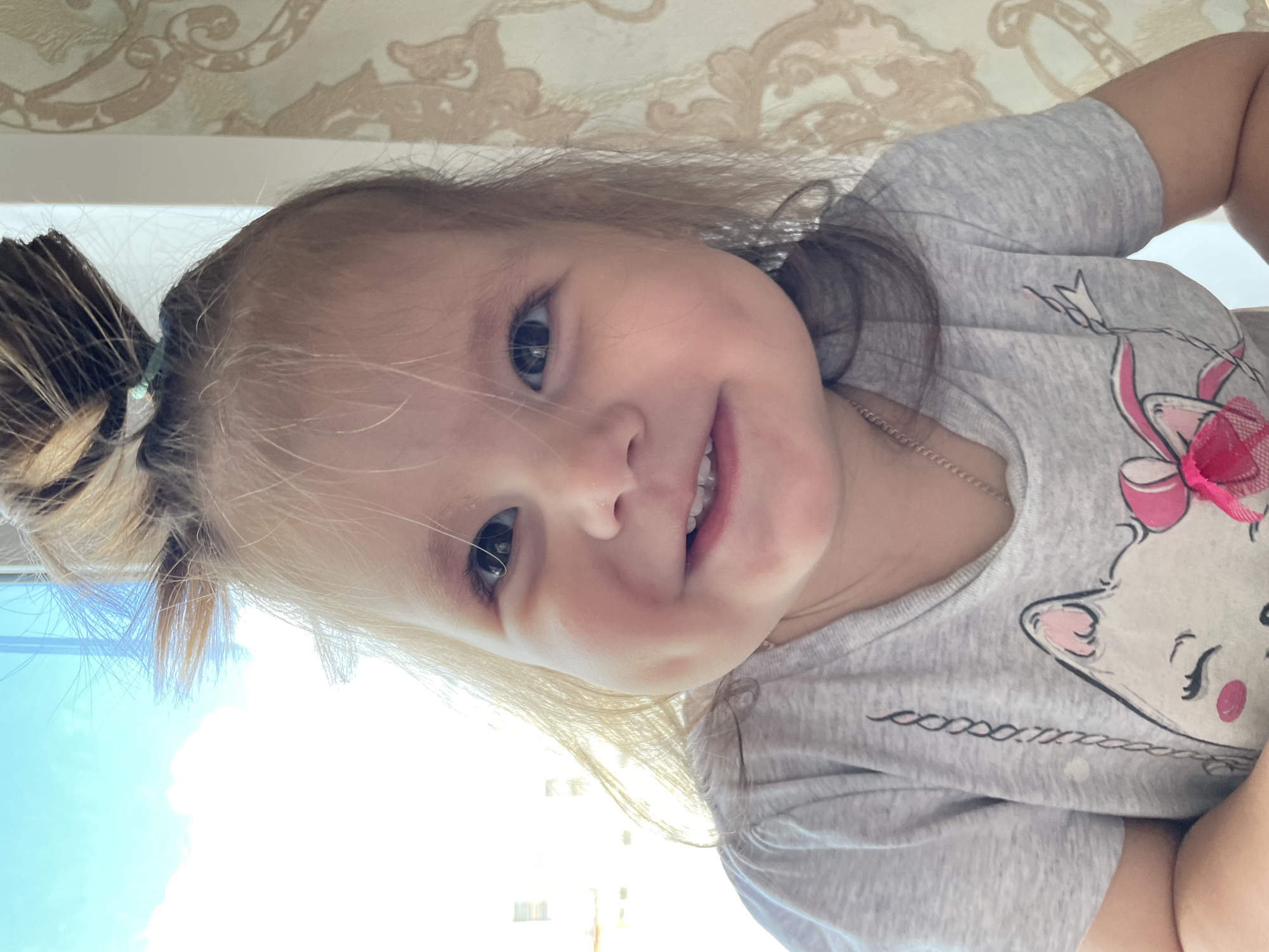 Morning family moments documented in Izhevsk homes