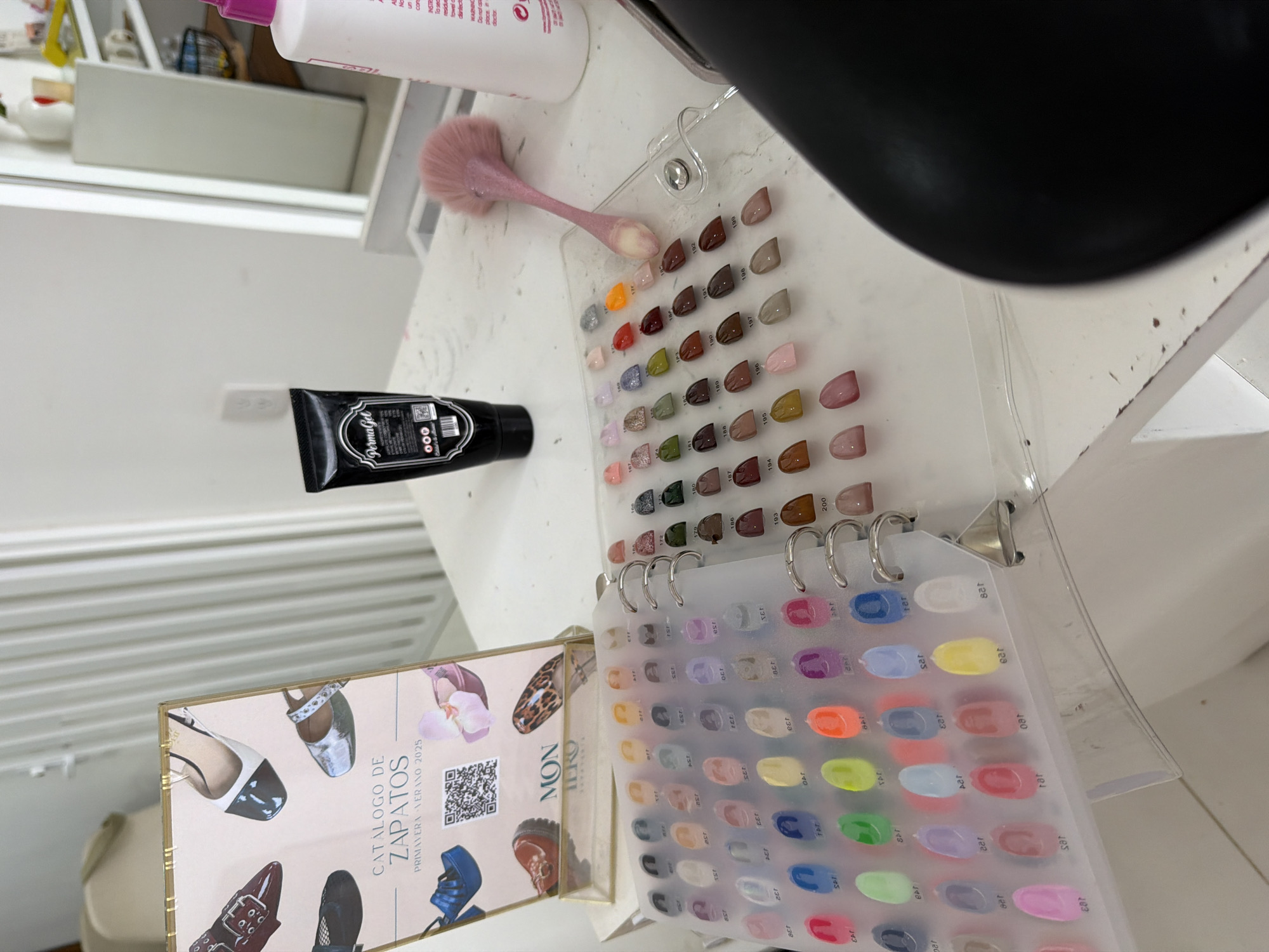 Beauty products spotted on table in Tuxtepec, Mexico