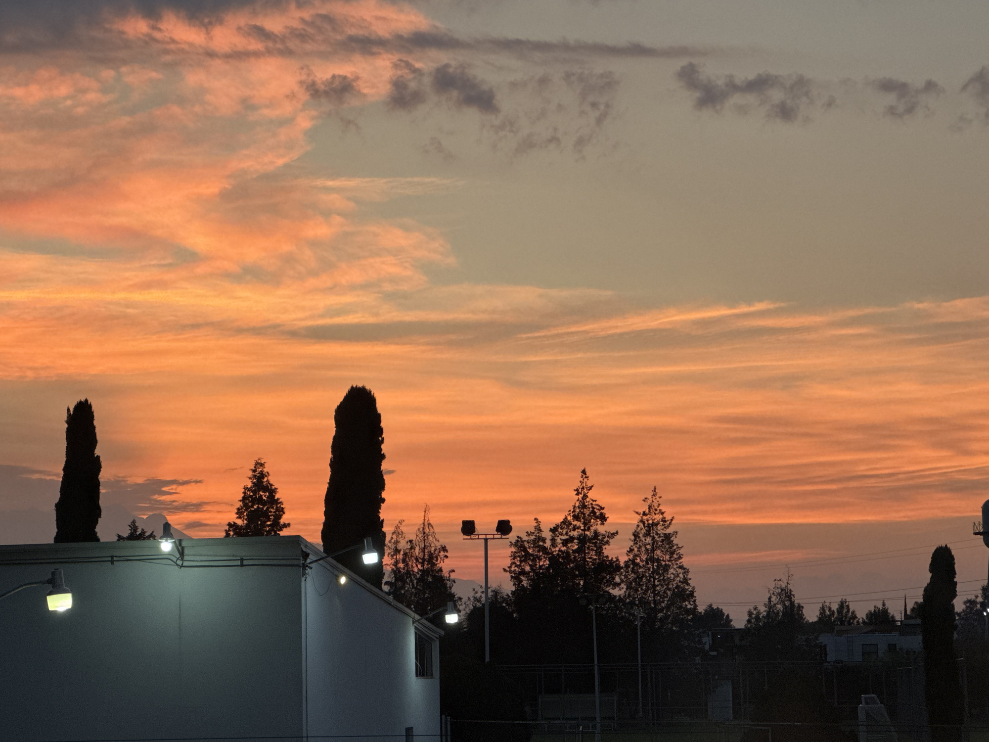 Twilight moments and selfies captured across Puebla, Mexico