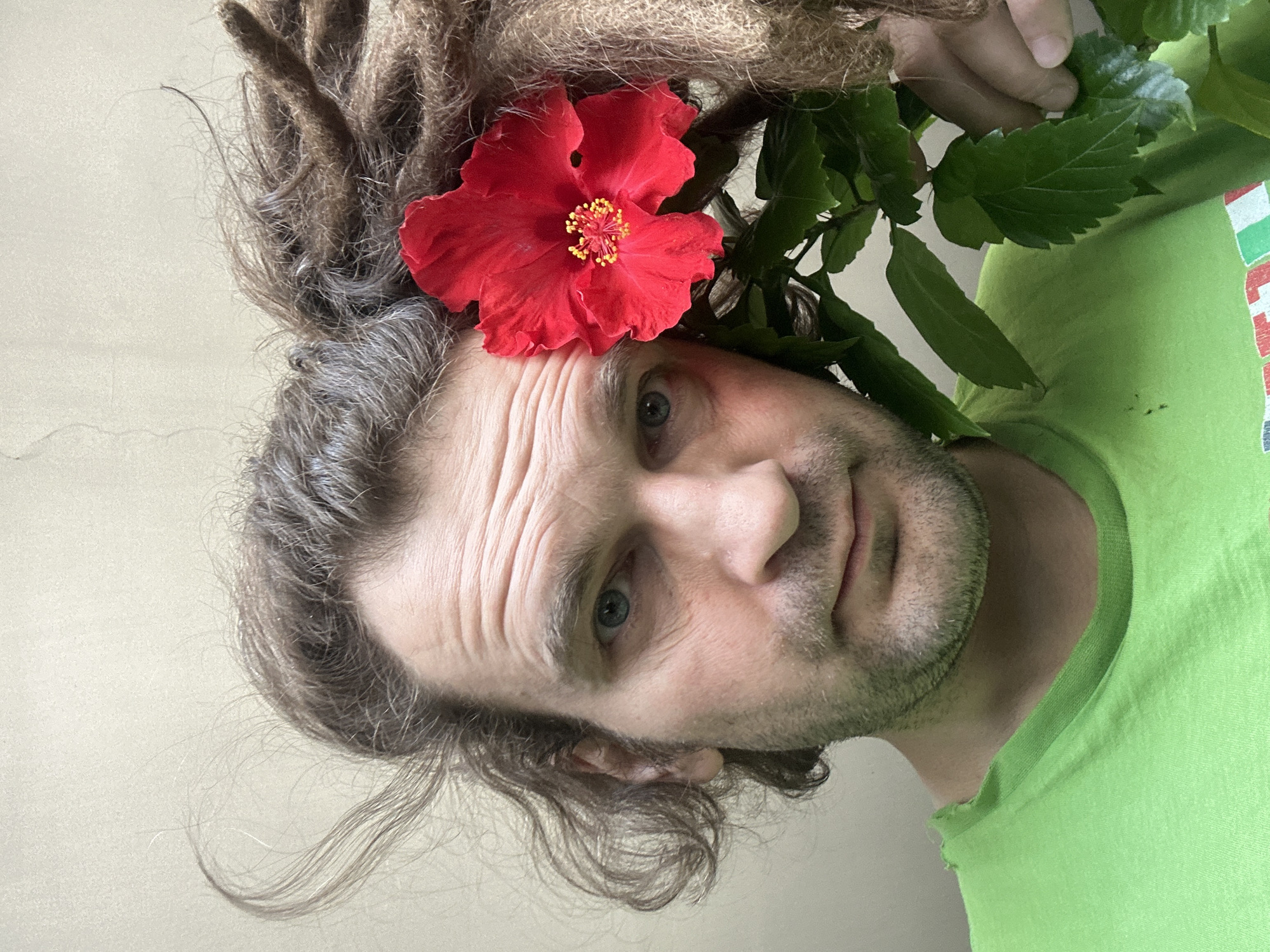 Person takes morning selfies in Biysk, Russia