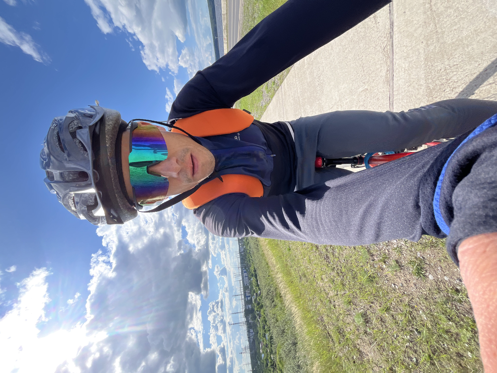 Cyclist observed on waterfront route in Chaikovsky, Russia