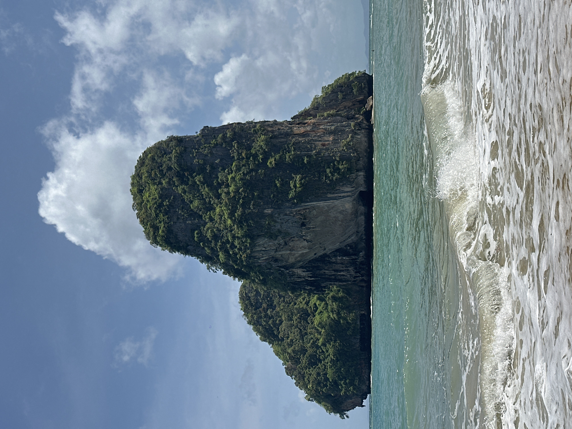 Morning at Ao Nang: karst cliffs, turquoise water, beachside snack