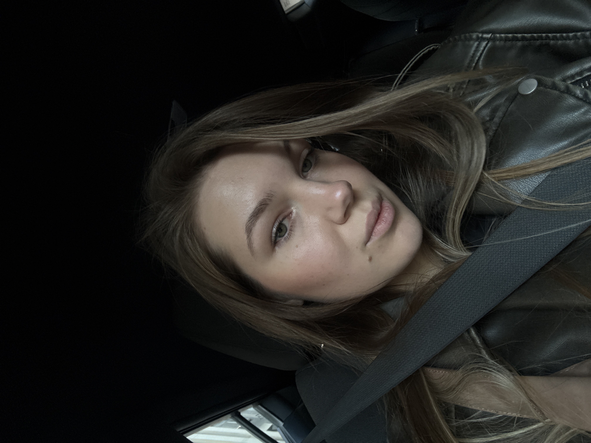 Two women photographed in car in Belgrade