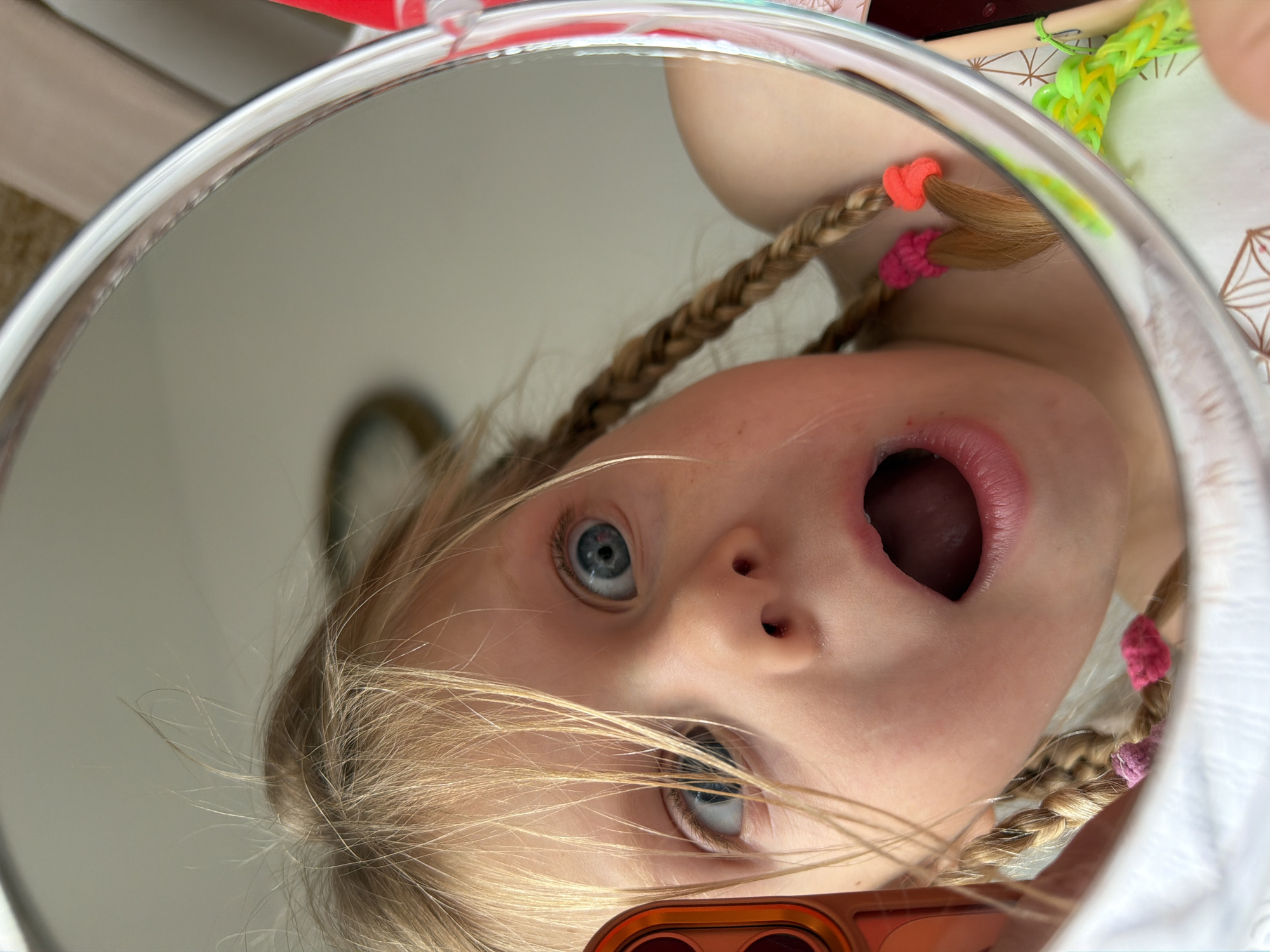 Morning mirror selfies captured in Budva residential building