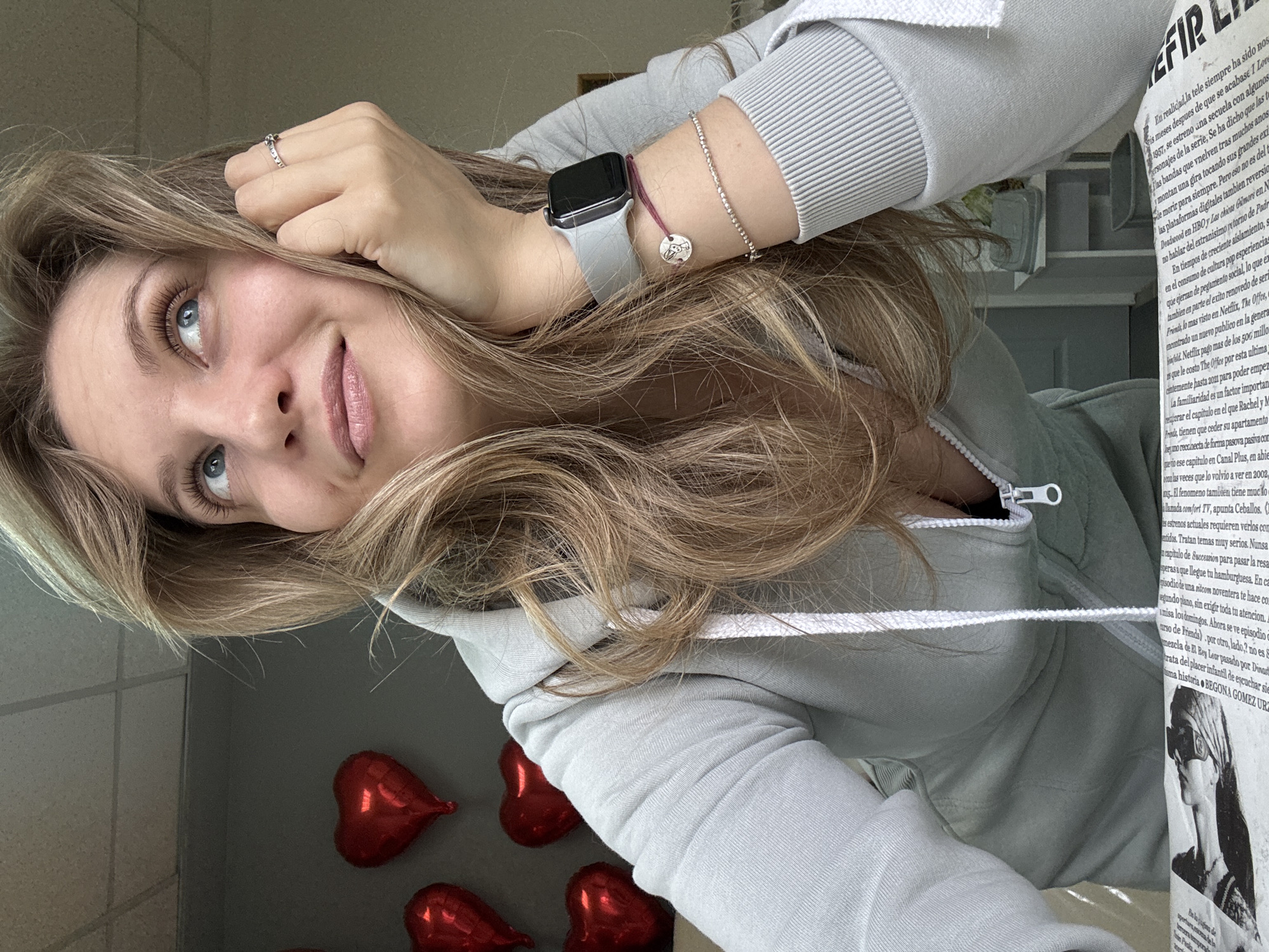Woman with heart balloons spotted in Izhevsk