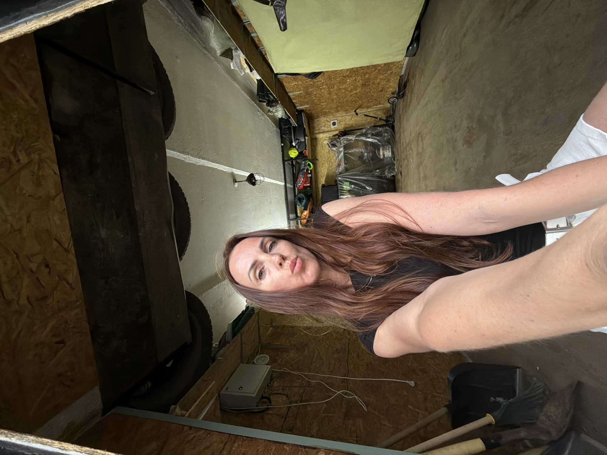 Woman documents morning activities across multiple Birobidzhan locations