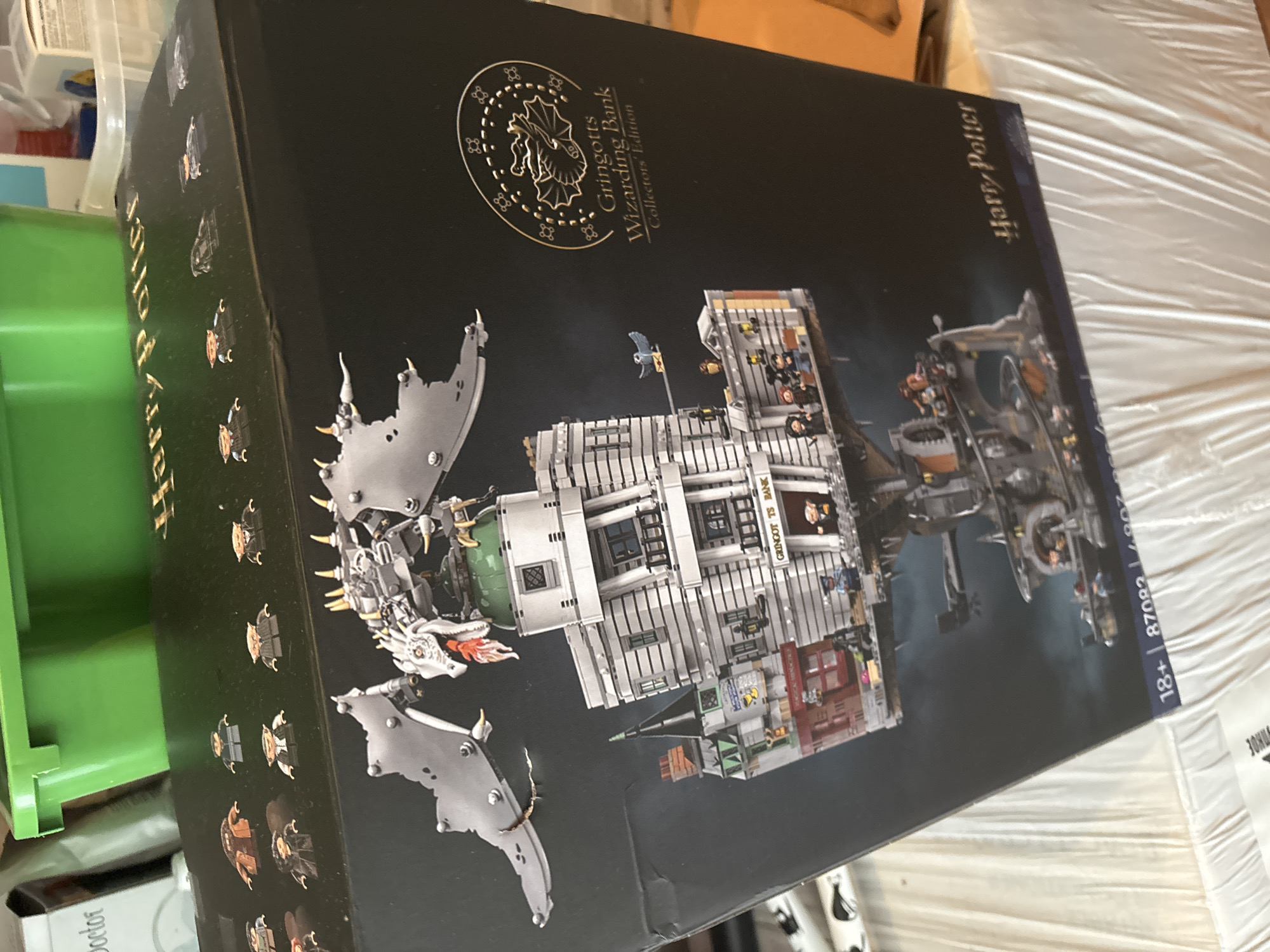 Collector documents merchandise and street scenes in Saint Petersburg