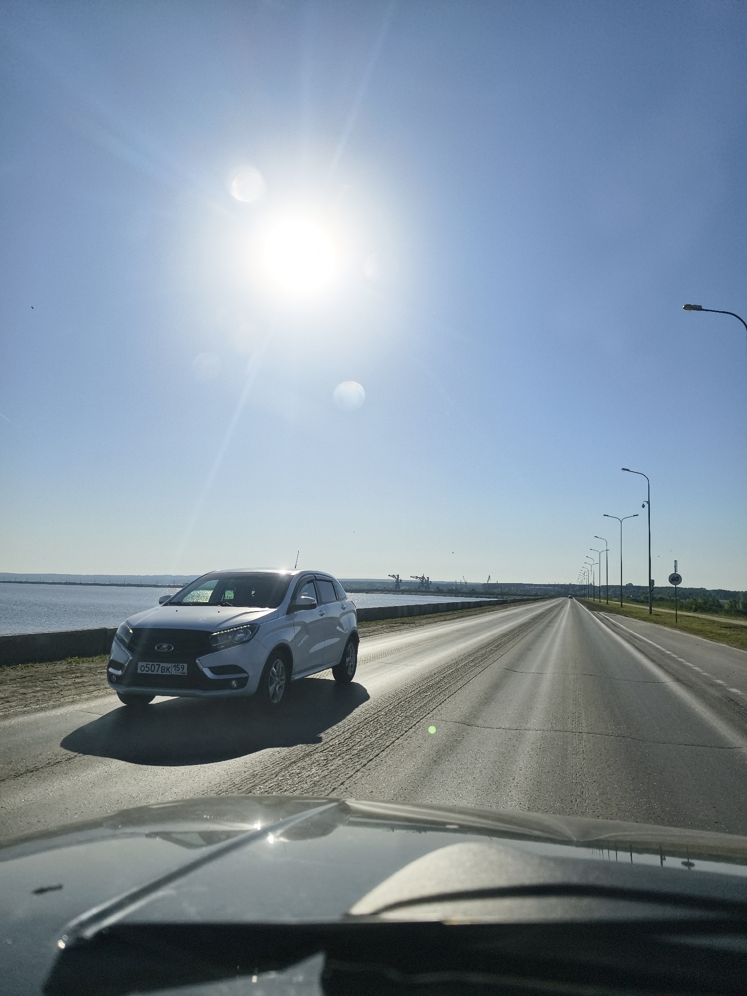 Vehicle observed on Kama River road in Chaikovsky, Russia