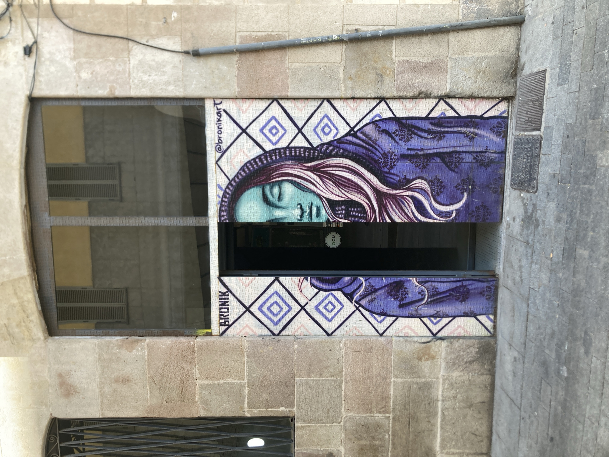 Street art, urban textures, and lunch in Barcelona