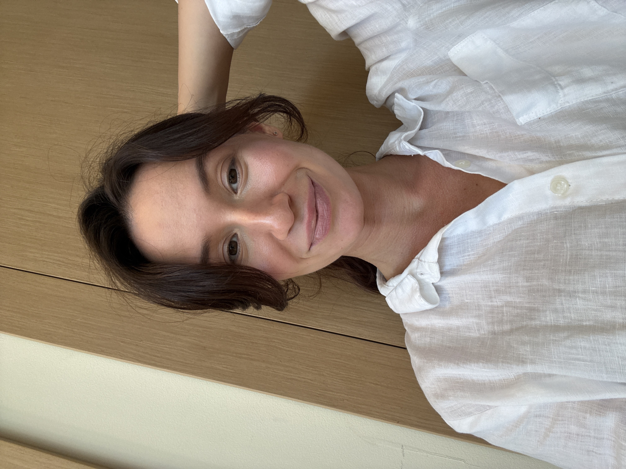 Selfie session in a bright Tel Aviv interior