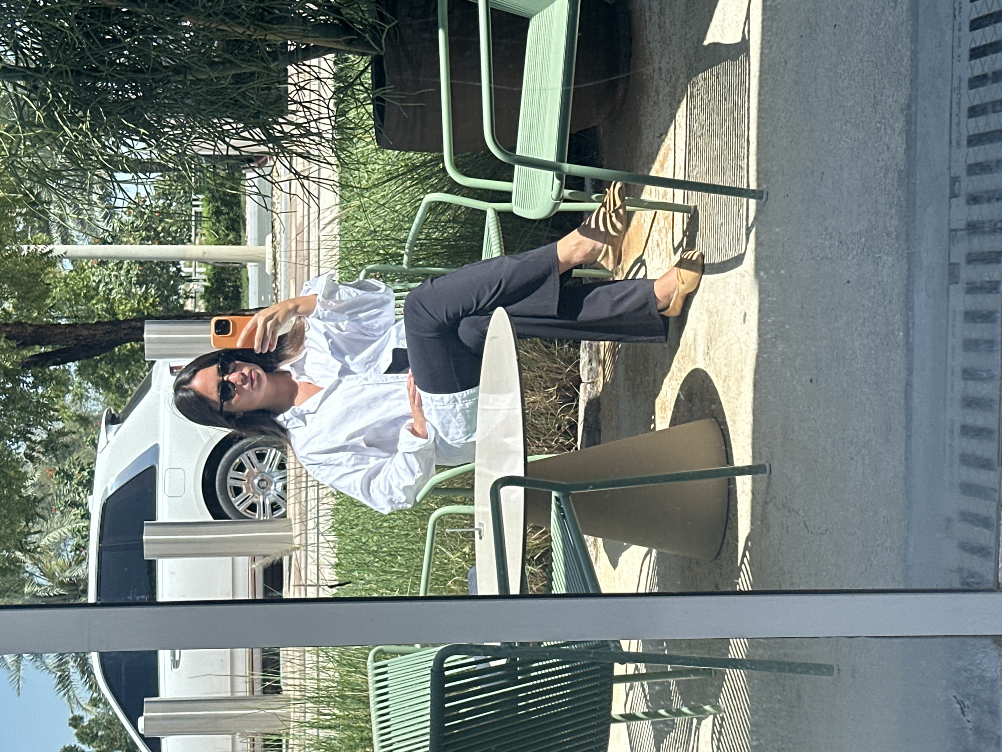 Woman takes breakfast selfie at Abu Dhabi restaurant