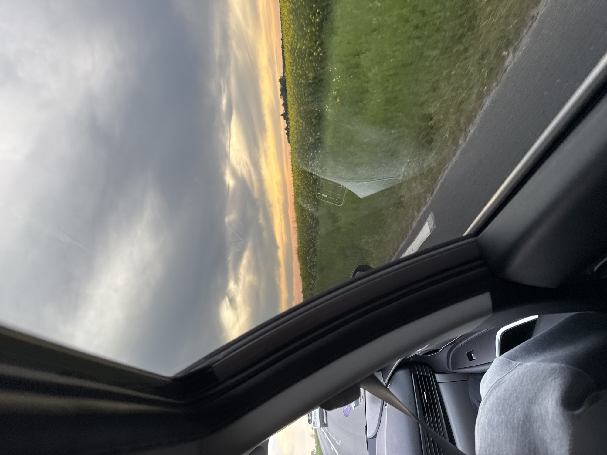 Driver captures spring countryside views in Gometz-la-Ville, France
