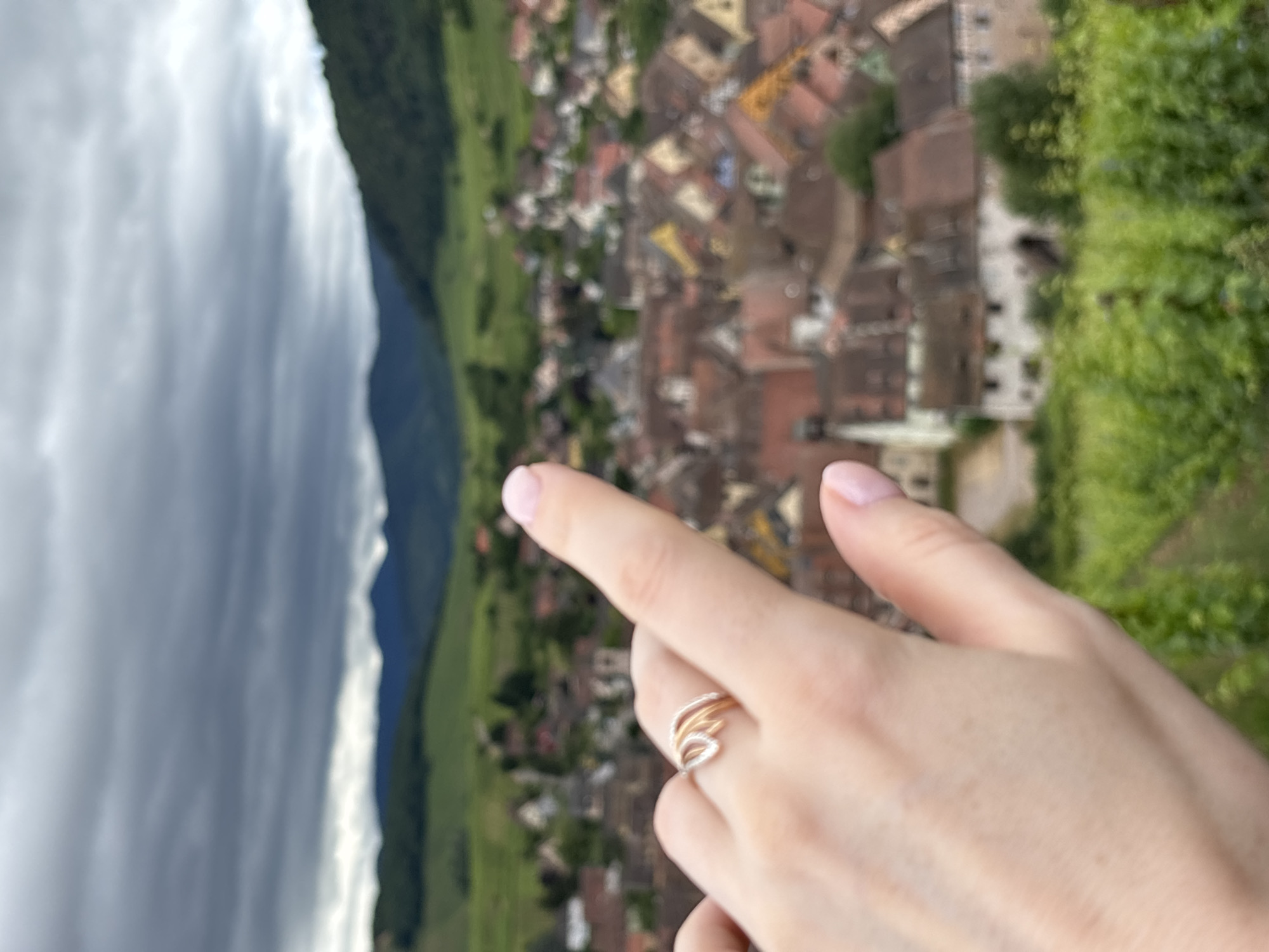 Tourist documents two-hour visit to historic Riquewihr village