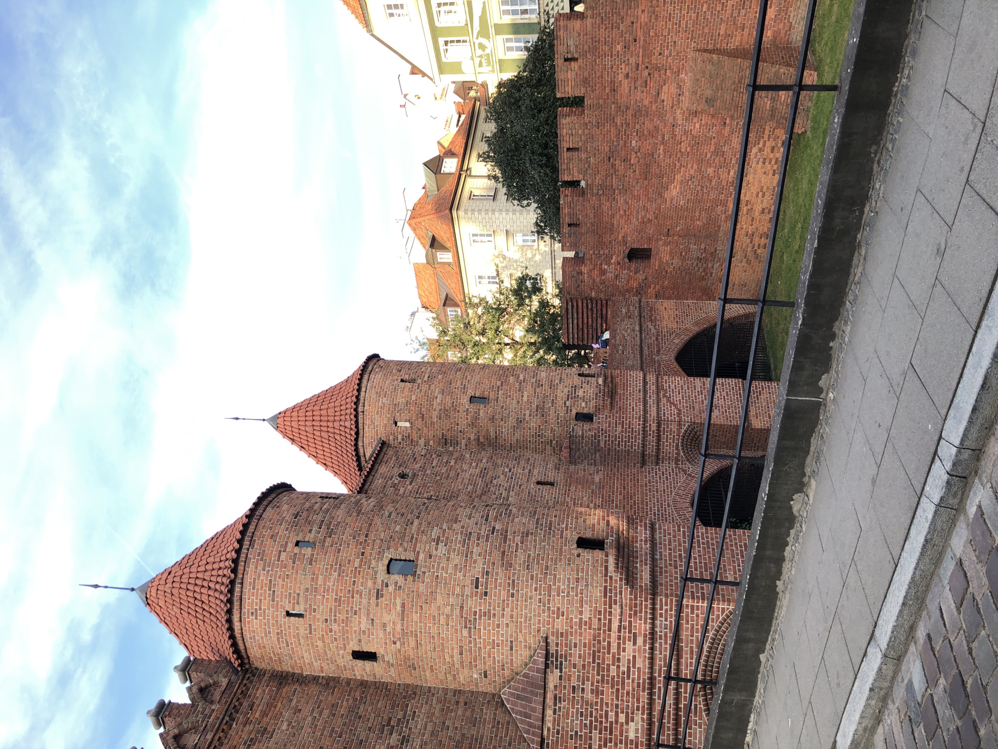 Warsaw Old Town by day and night, Barbican to fountains