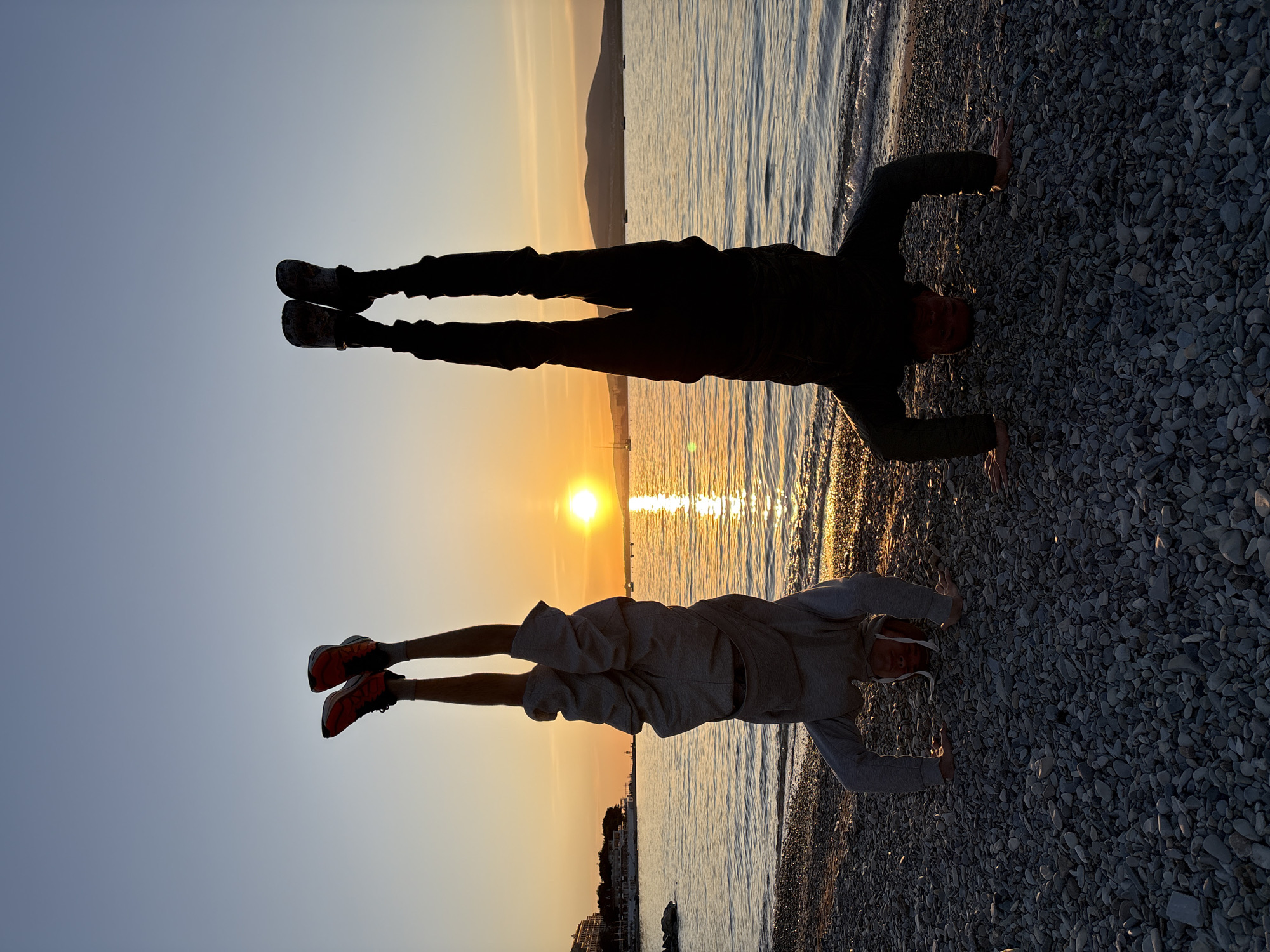 Sunset beach activities captured by witnesses in Gelendzhik