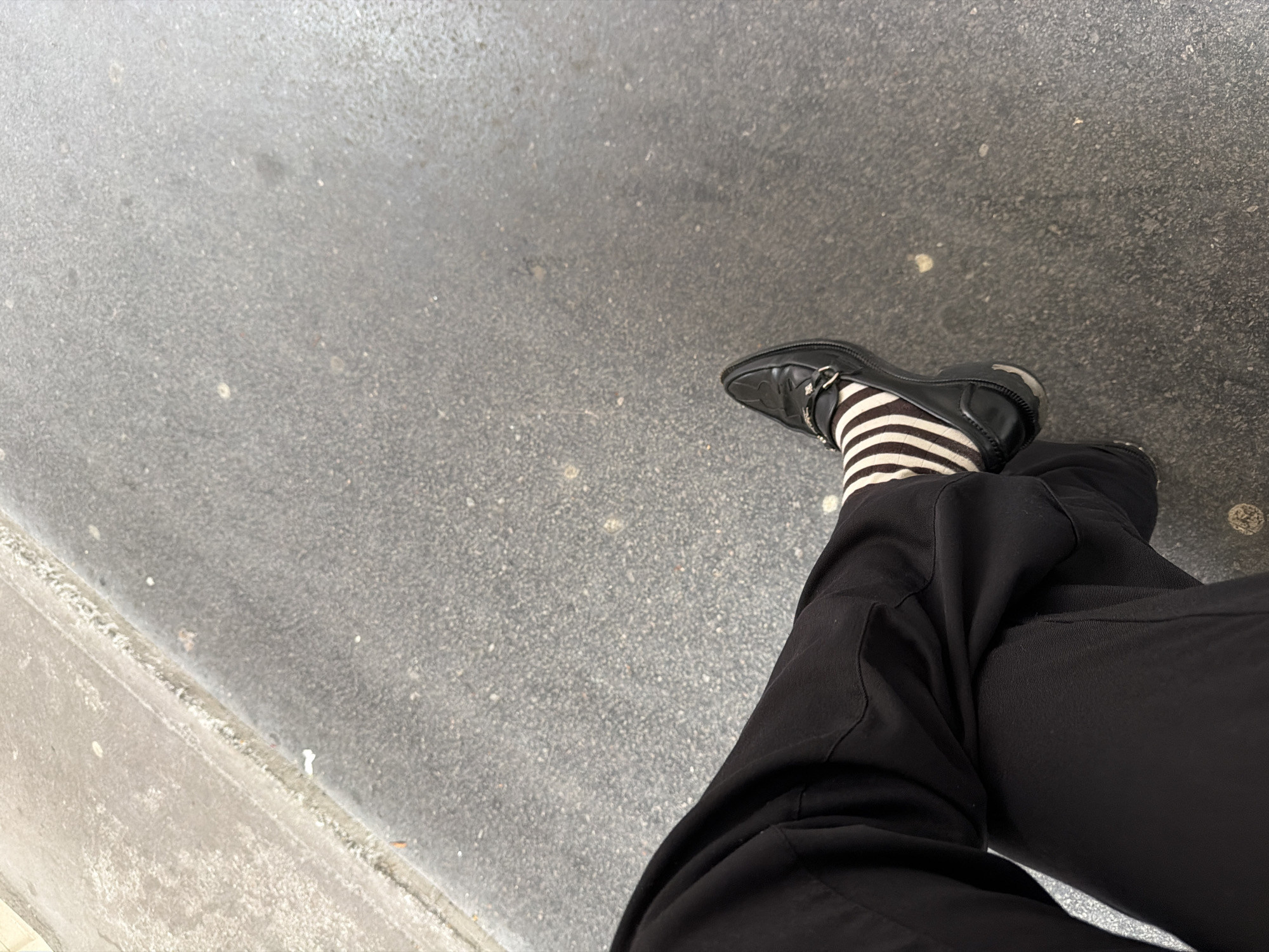 Routine pedestrian activity observed in central Paris Saturday afternoon