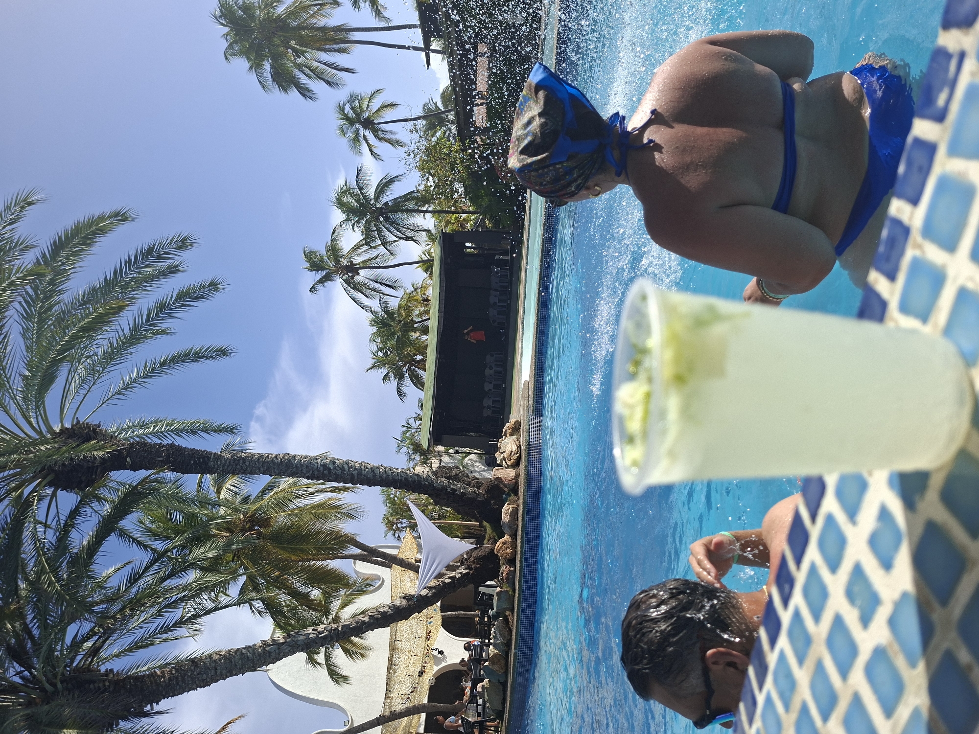Sunny afternoon pool hangout at a Porlamar resort