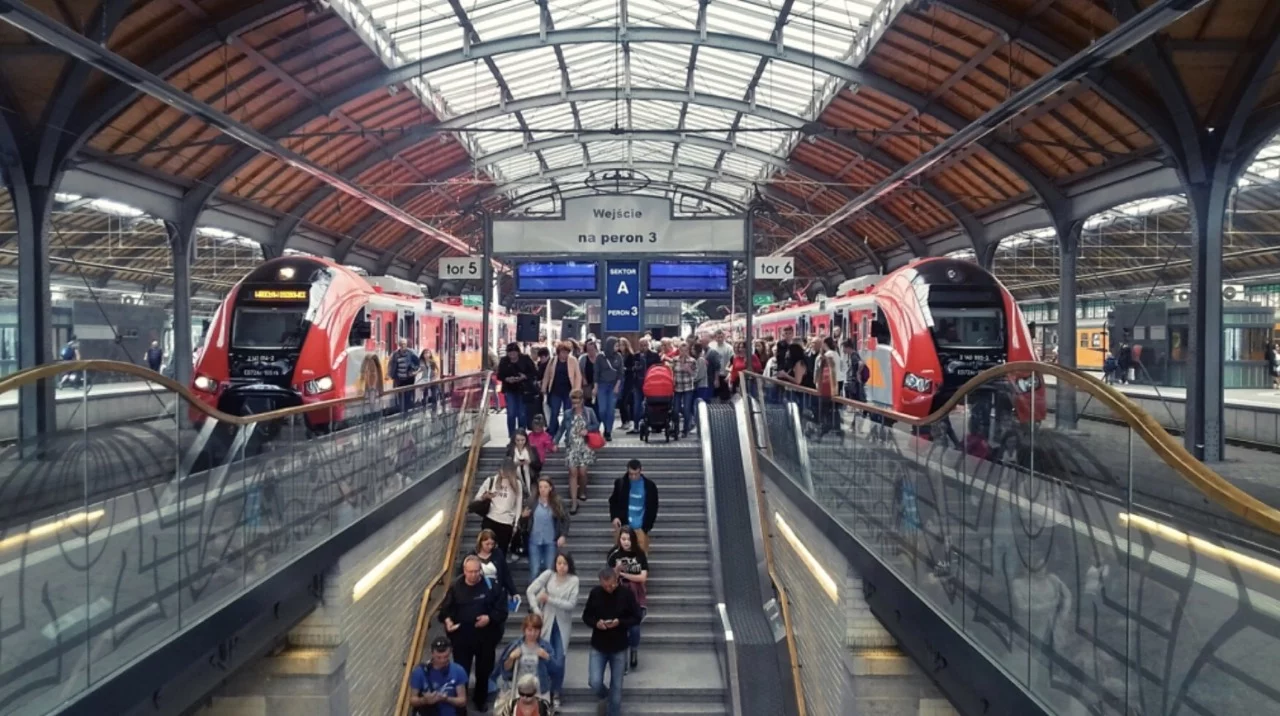 Płacisz raz, jeździsz tydzień? Nowa promocja na wakacje kusi podróżnych