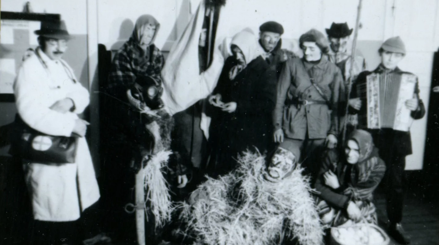 Ostatki w województwie łódzkim na archiwalnych zdjęciach. W powiecie tradycja żyje do dziś