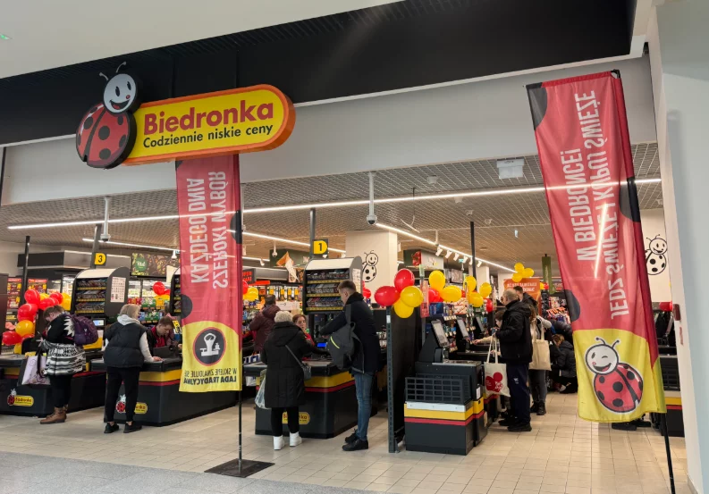 Nowa dodatkowa opłata doliczana na paragonach. Klienci zdziwieni. Jak odzyskać pieniądze?