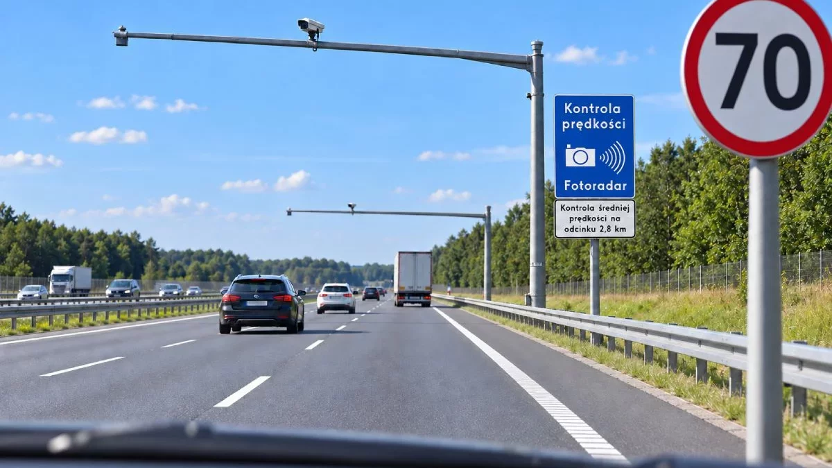 Na autostradzie w Łódzkiem ograniczenie do 70km/h. Do tego najdłuższy pomiar prędkości