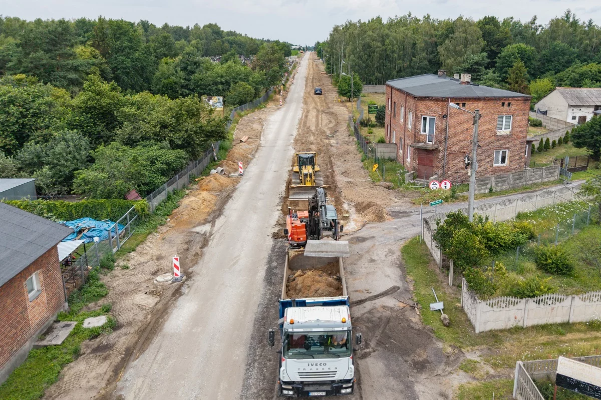 To jedna z największych inwestycji drogowych w Łódzkiem. Prace wkraczają w kolejny etap